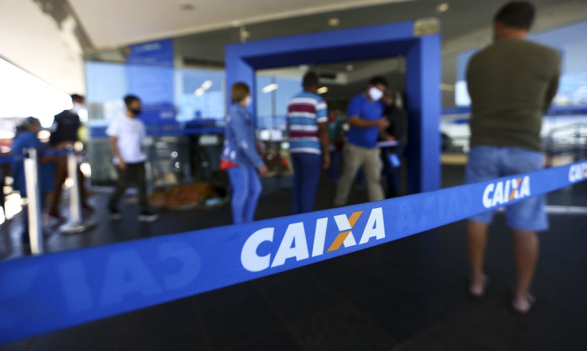 Caixa Reabre Linha De R Milh Es Para Microcr Dito A Empresas