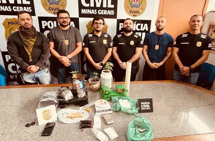 Homem Preso Por Tr Fico De Drogas E Posse De Muni O De Uso Restrito